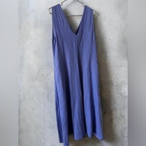 Chic Sleeveless Maxi Dress in Blue, Aline with pockets, Sz Medium, Made in Italy